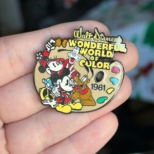 Disney Walt Disney’s Wonderful World of Color 1961 Vintage Collectible Pin